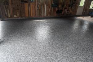 Floor Coated in wombat Flakes