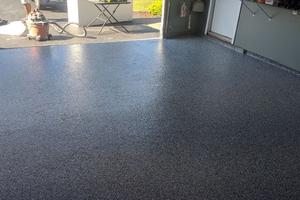 Floor coated in comet flakes